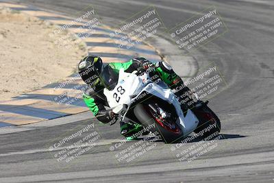 media/Dec-07-2025-CVMA (Sun) [[3e7d2de5dc]]/Race 7-Formula Lightweight Twins Shootout/